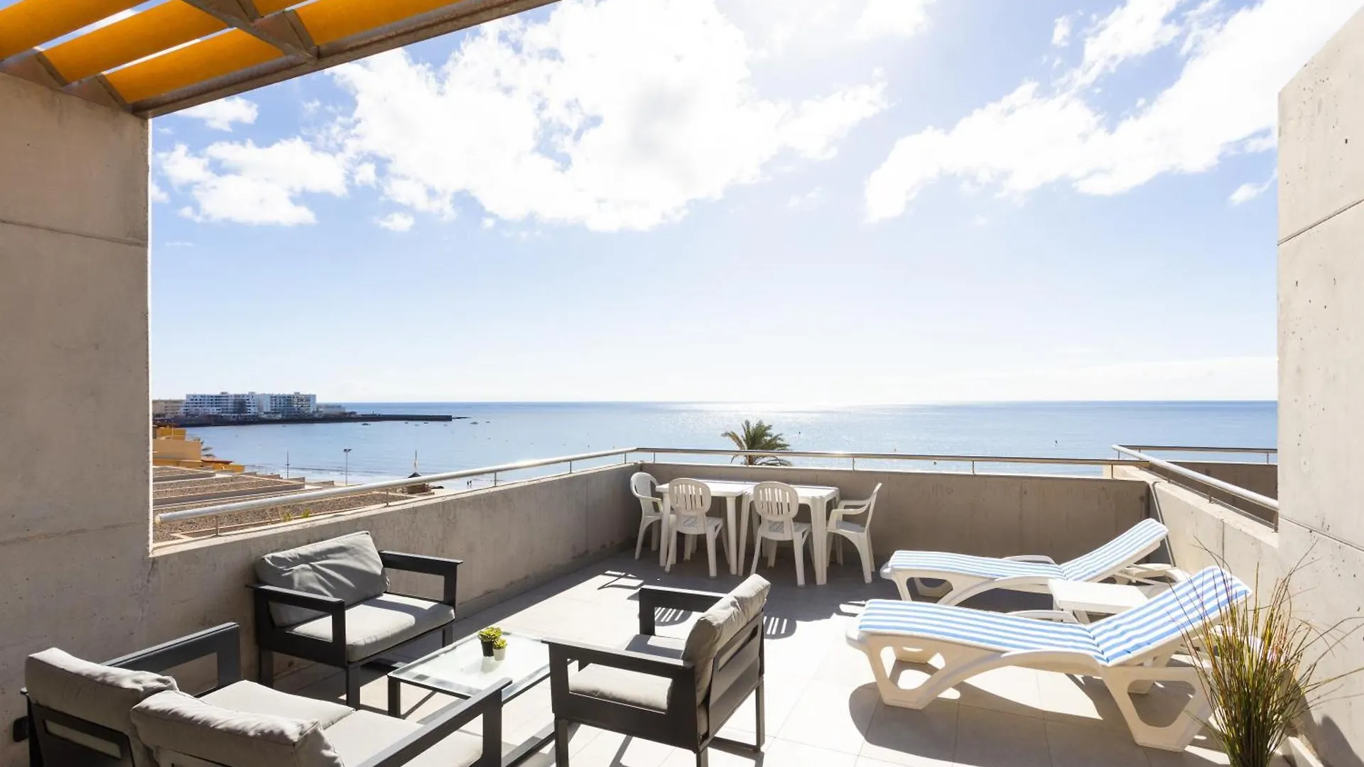 Medano Surf Beach Holiday Home By Sunkeyrents El Medano