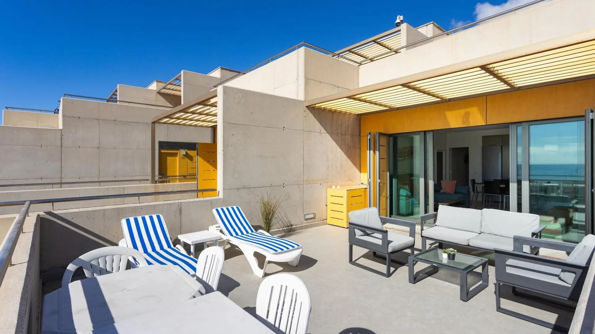 Medano Surf Beach Holiday Home By Sunkeyrents El Medano