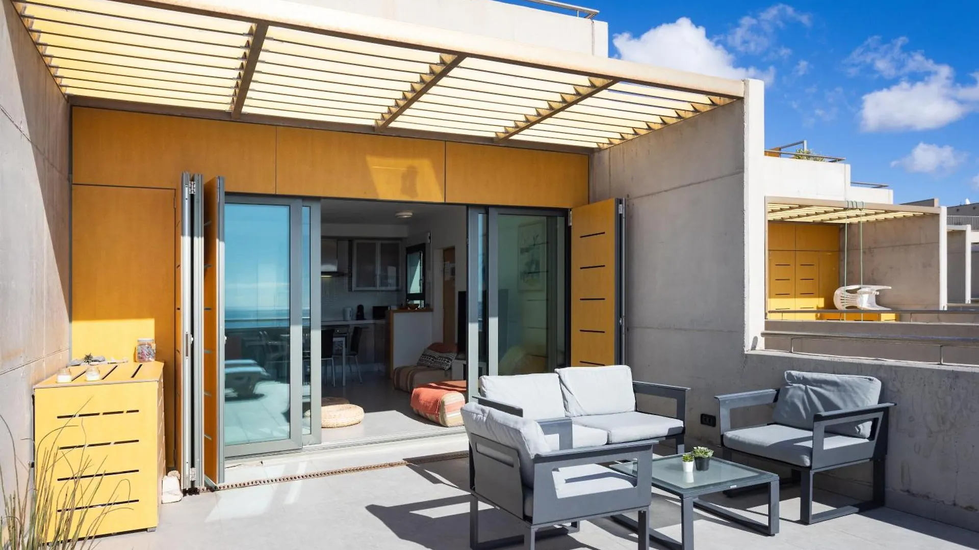 Medano Surf Beach Holiday Home By Sunkeyrents El Medano  Apartment El Medano (Tenerife)